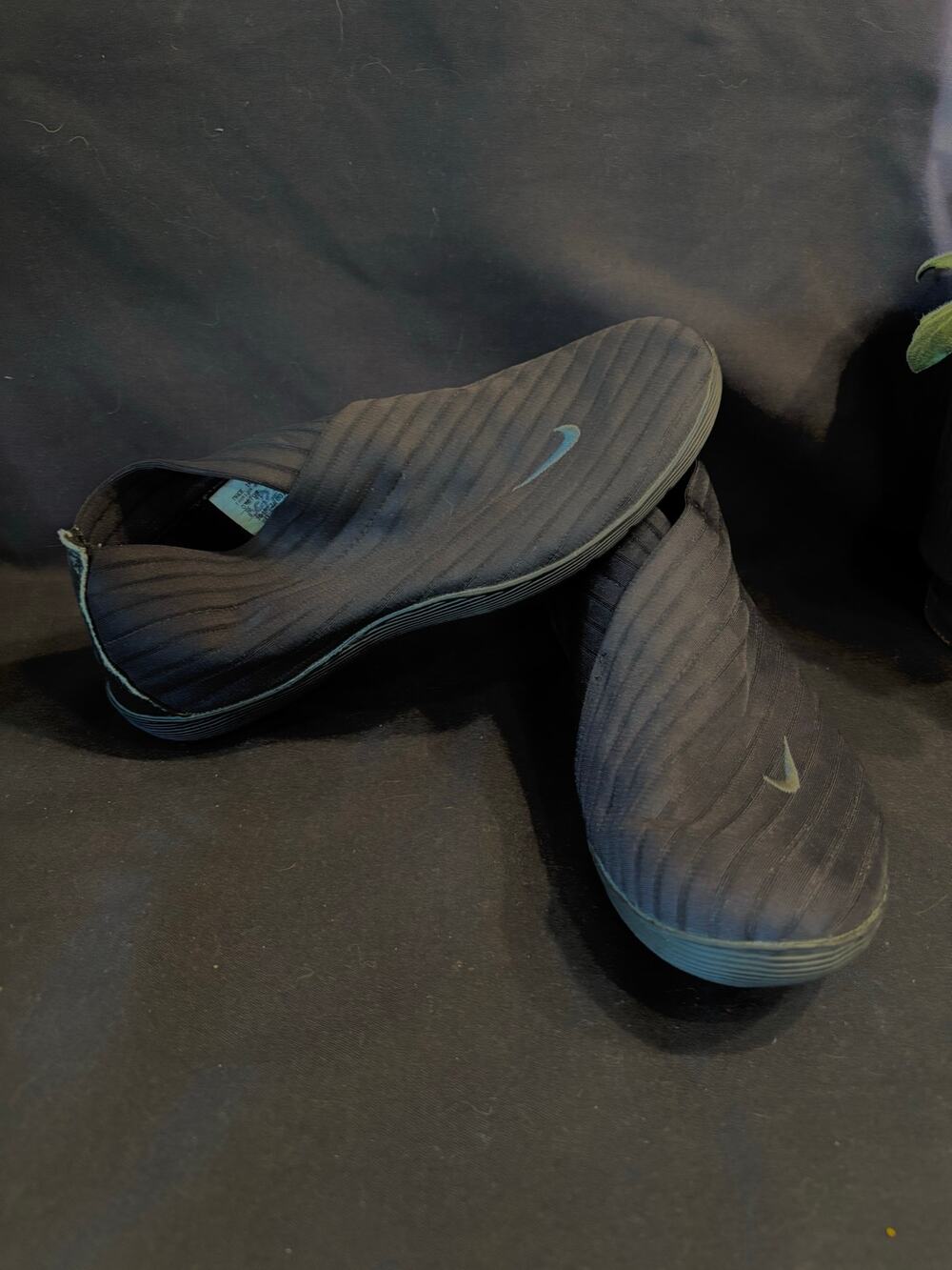 RARE Y2K Women's Nike Black Kyoto Slip-On Vintage Yoga Trainer Sneakers Size 8.5